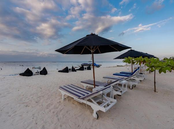 Nusa Indah Onai Hotel 蓝梦岛 外观 照片
